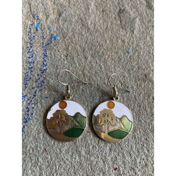 Vintage Dangle Earrings Enamel Circular Midsize 1 Inch Tree Landscape Unstamped - Picture 5 of 5